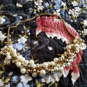 Loft chunky beaded necklace